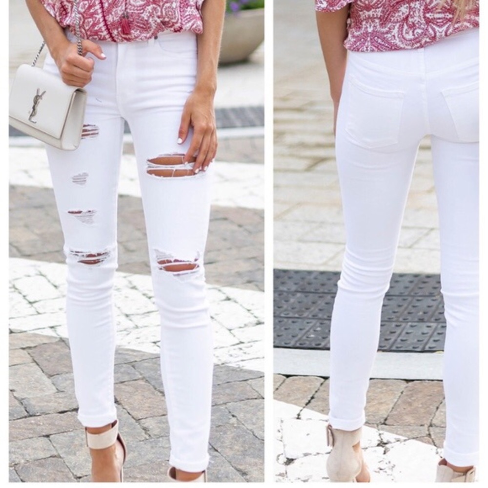 2/$25 TOLD YOU WHITE DISTRESSED SKINNY JEANS